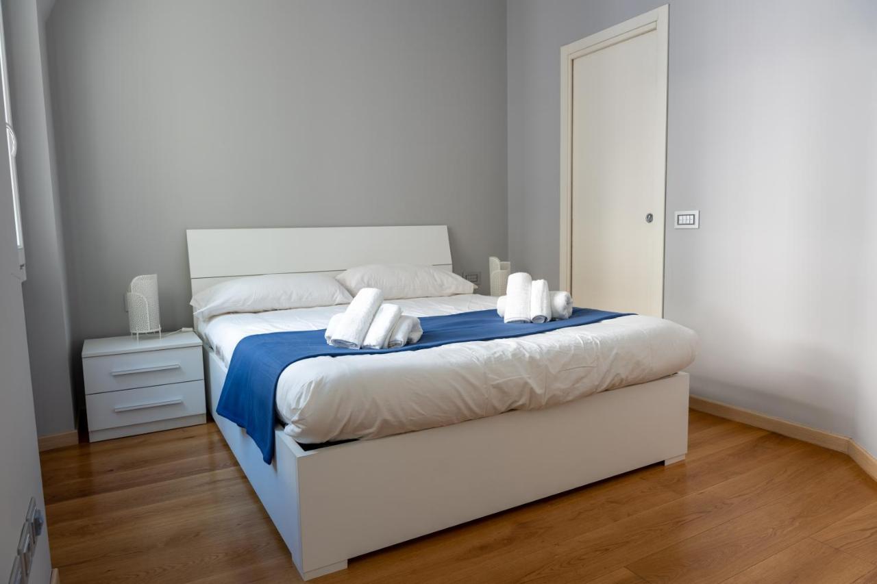 5 Min Duomo Luxury Home In Brera Design District Milano Eksteriør bilde
