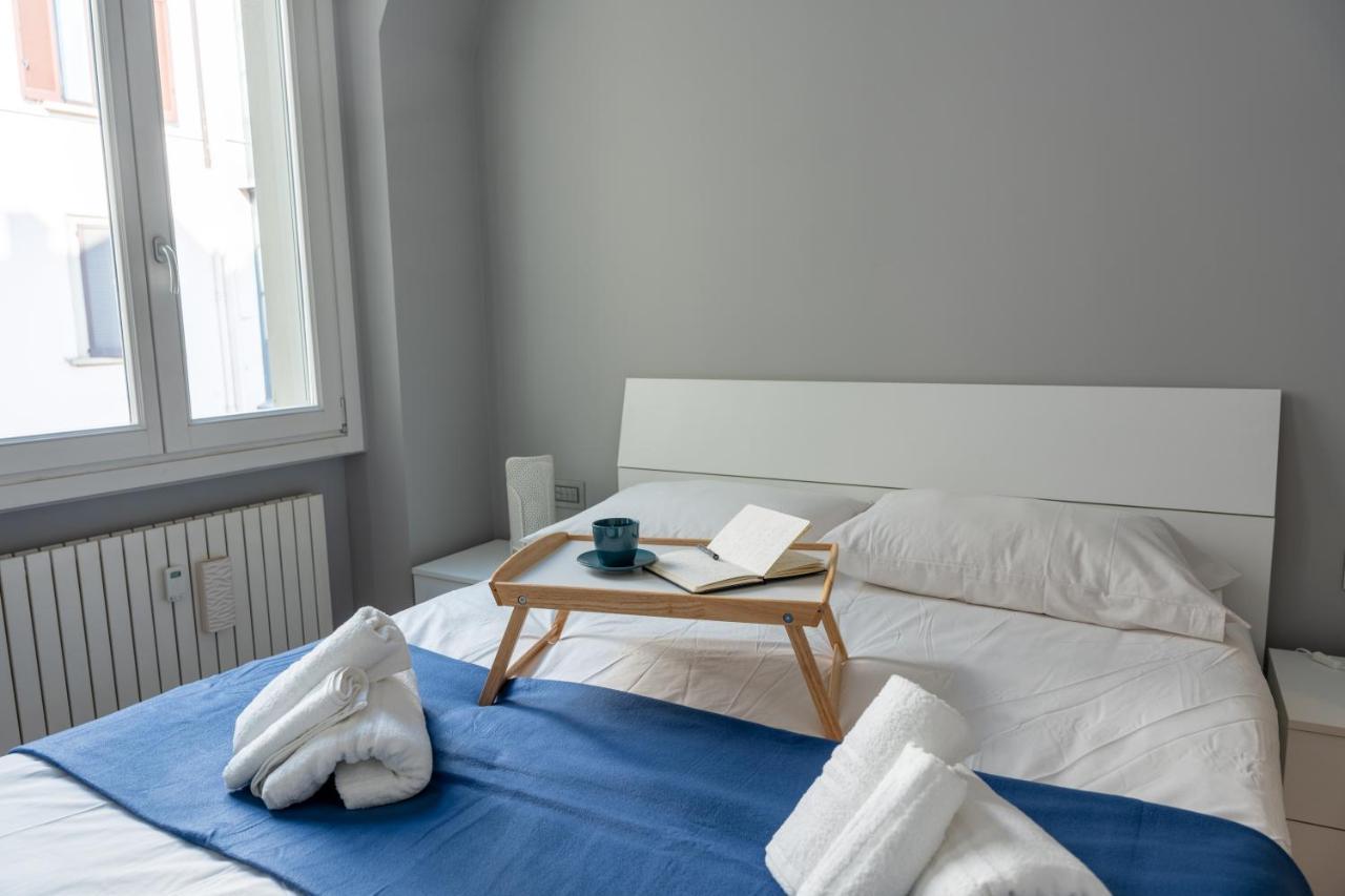 5 Min Duomo Luxury Home In Brera Design District Milano Eksteriør bilde
