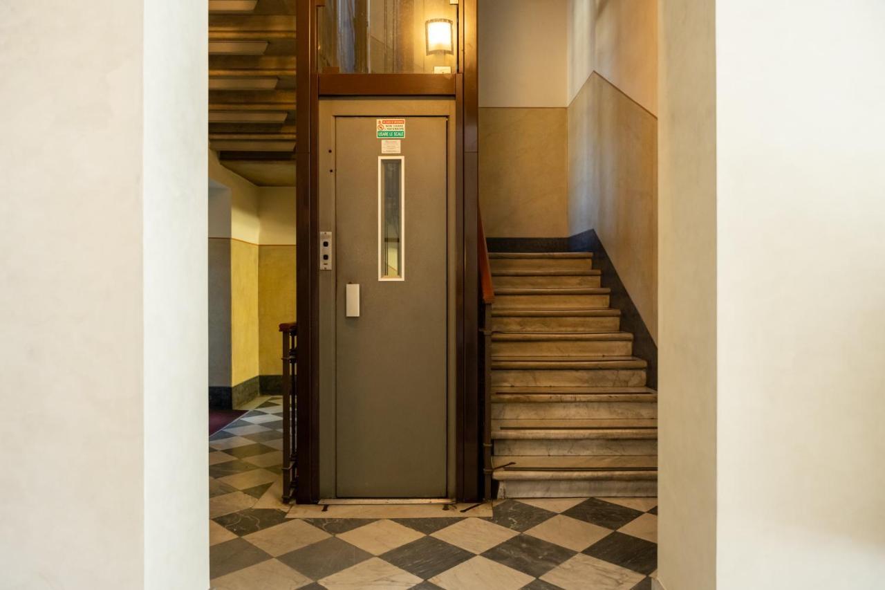 5 Min Duomo Luxury Home In Brera Design District Milano Eksteriør bilde